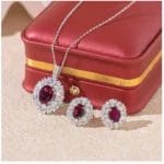 Lab-Grown Ruby 3 carats pigeon egg shape jewelry set - Image 2