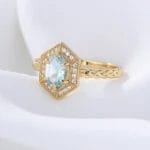 Natural sky-blue topaz hexagon ring - Image 5