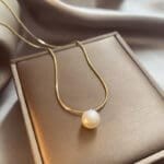 Swarovski Single white pearl necklace - Image 4