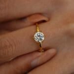 Six-claw round 1ct carat round moissanite ring - Image 3